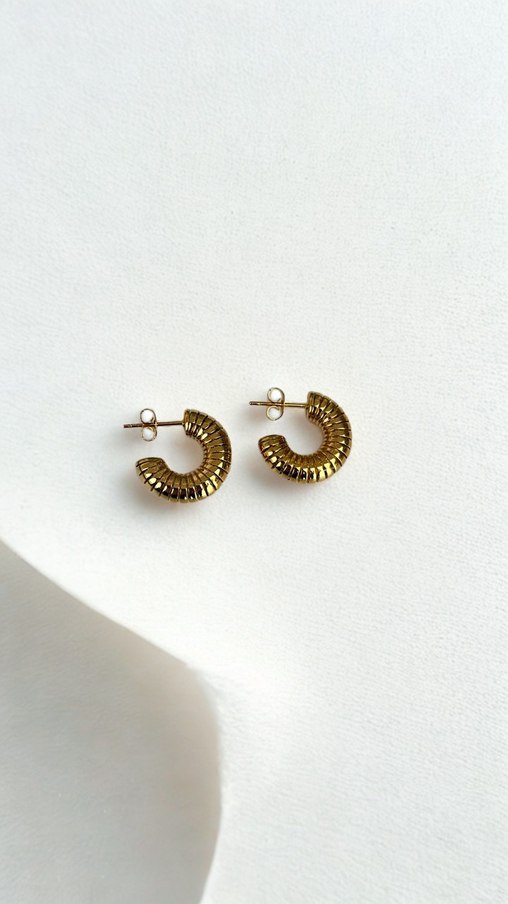 Aretes Calantha