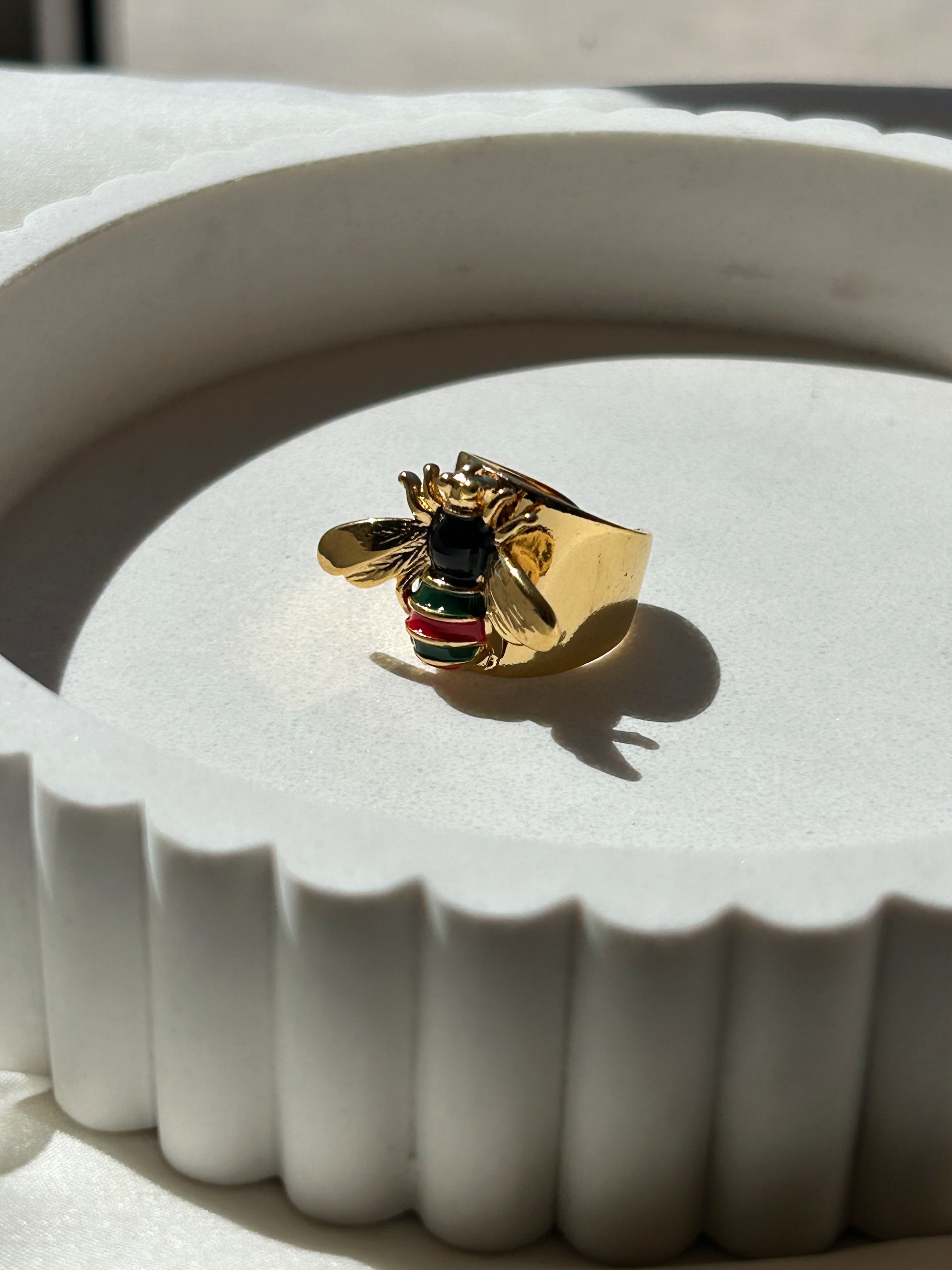 Anillo abeja dorado