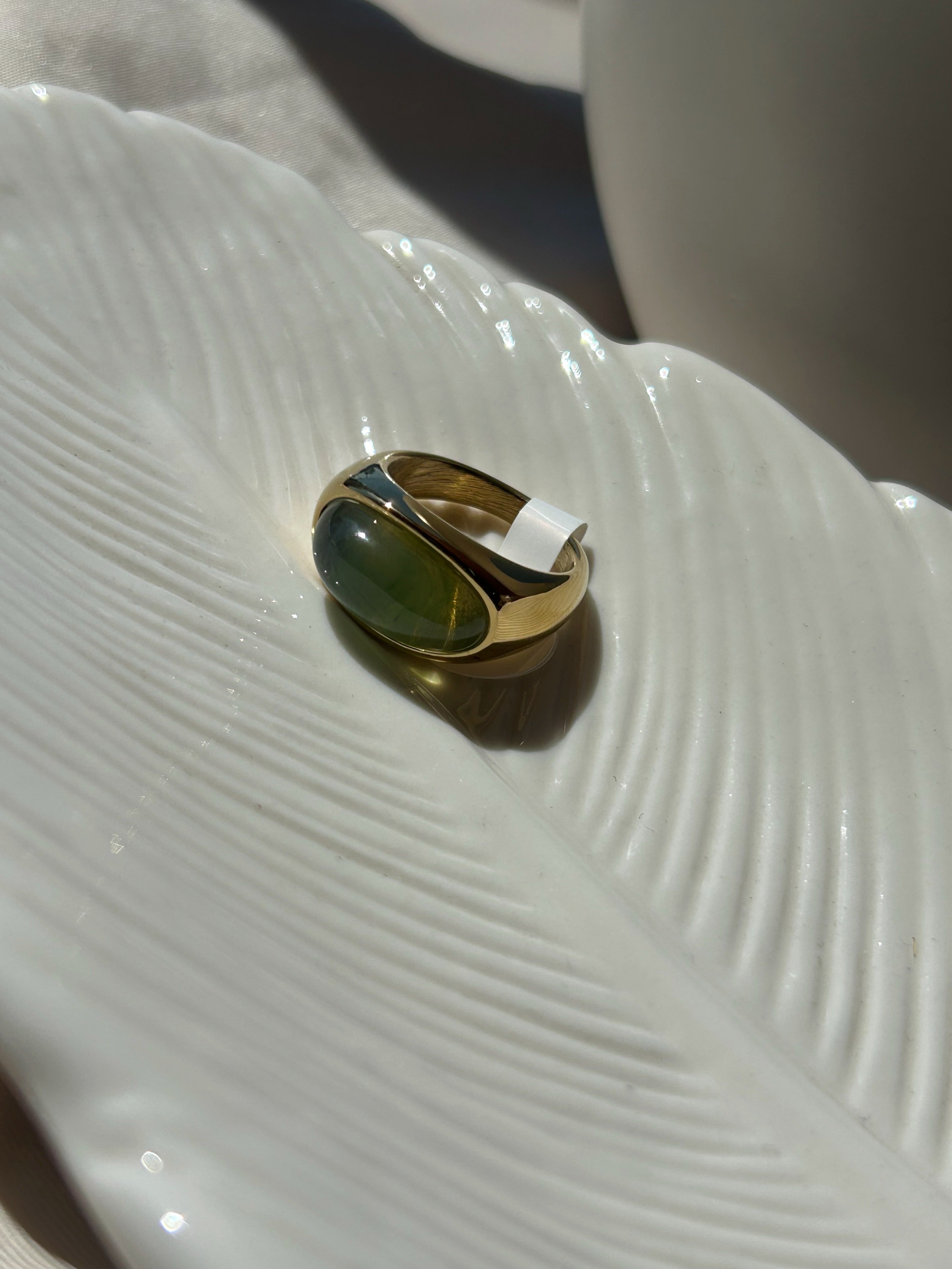 Anillo esmeralda