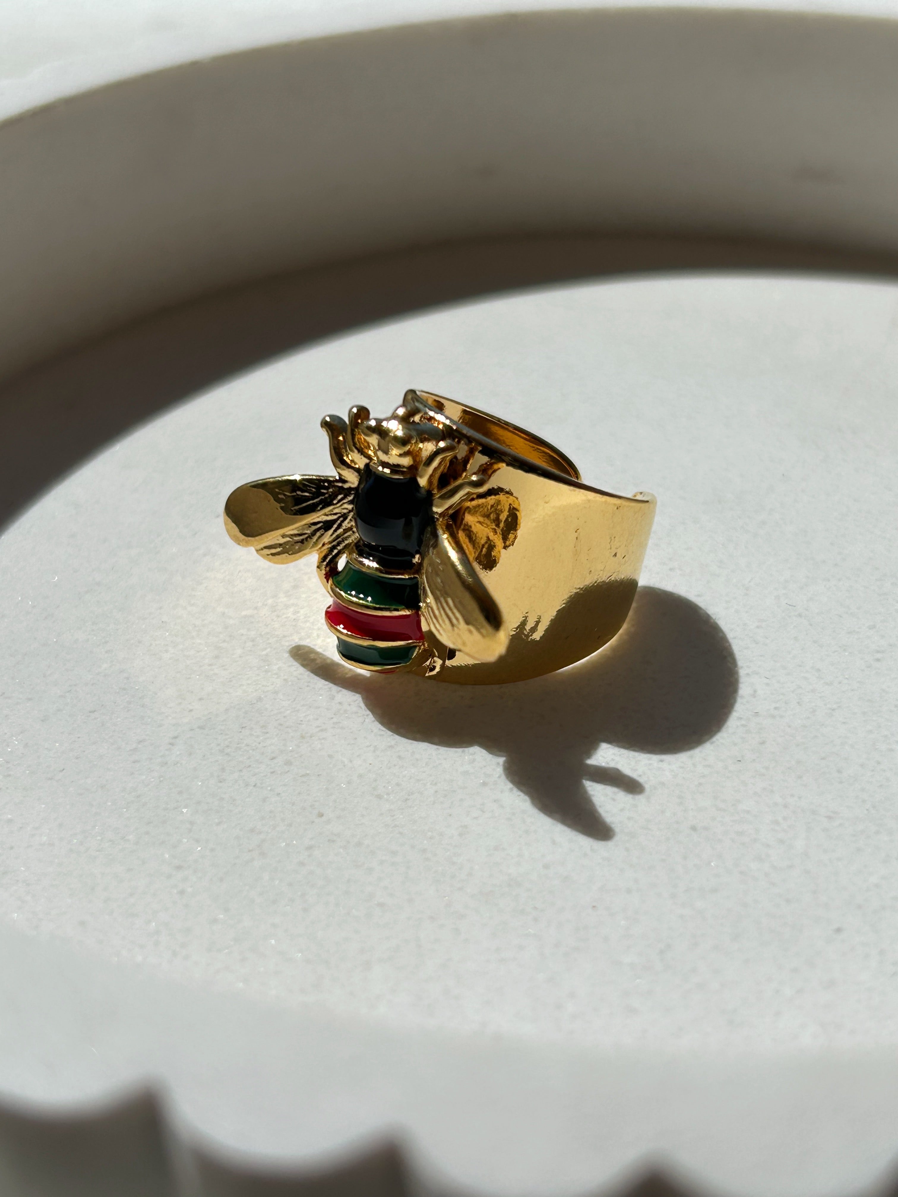 Anillo abeja dorado