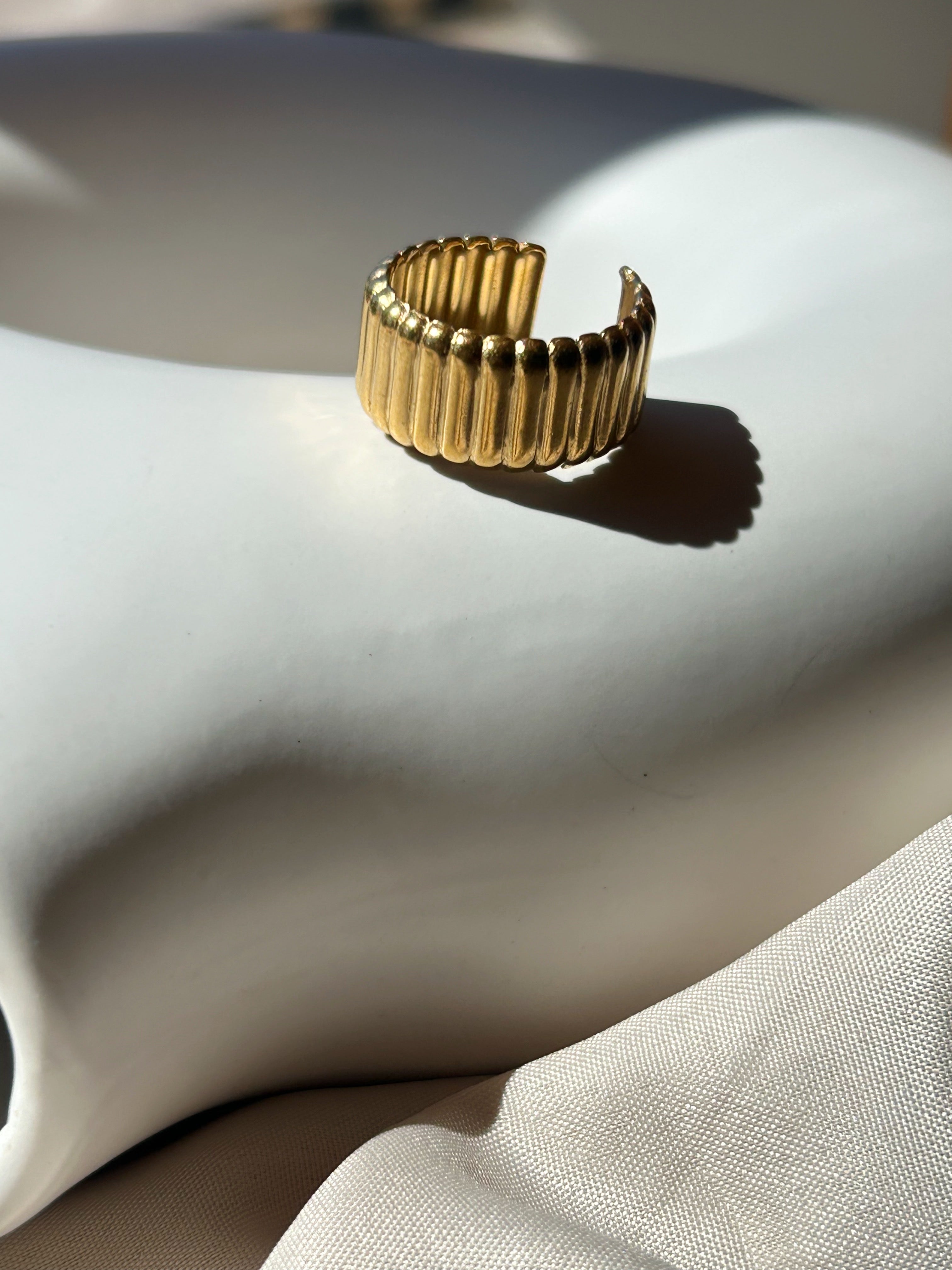 Anillo Cleo dorado