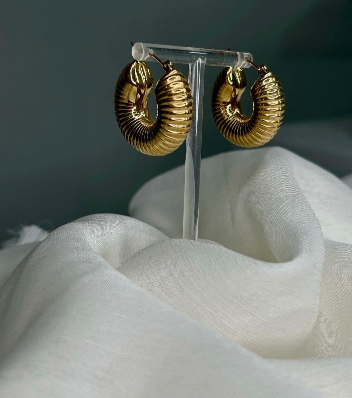 Aretes grow